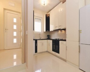 House | 2 bedrooms - Holiday Houses, Villas Silvi - With Large Terrace (Zadar)