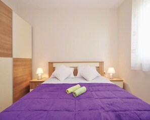 House | 2 bedrooms - Holiday Houses, Villas Silvi - With Large Terrace (Zadar)