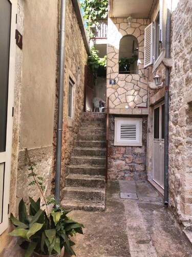 Lidija Apartments in the Centre - SA2 2 1