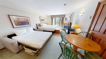 Iron/ironing board, WiFi, bed sheets, wheelchair access