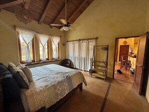 3 camere, culla da viaggio, Wi-Fi gratuito, lenzuola