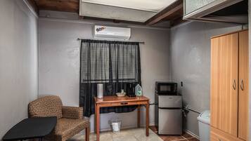 Kondominium, 1 Tempat Tidur Queen (0 - No Pets Allowed) | Interior