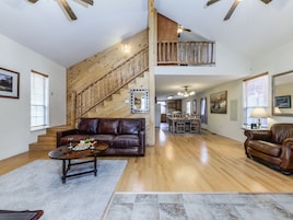 House (3 Bedrooms) | Property amenity