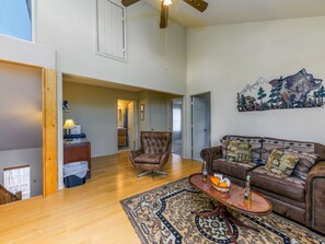 House (3 Bedrooms) | Property amenity - Hidden Forest Lodge by Ruidoso Vacation Rentals (Ruidoso)