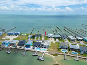 House (4 Bedrooms) | Property amenity