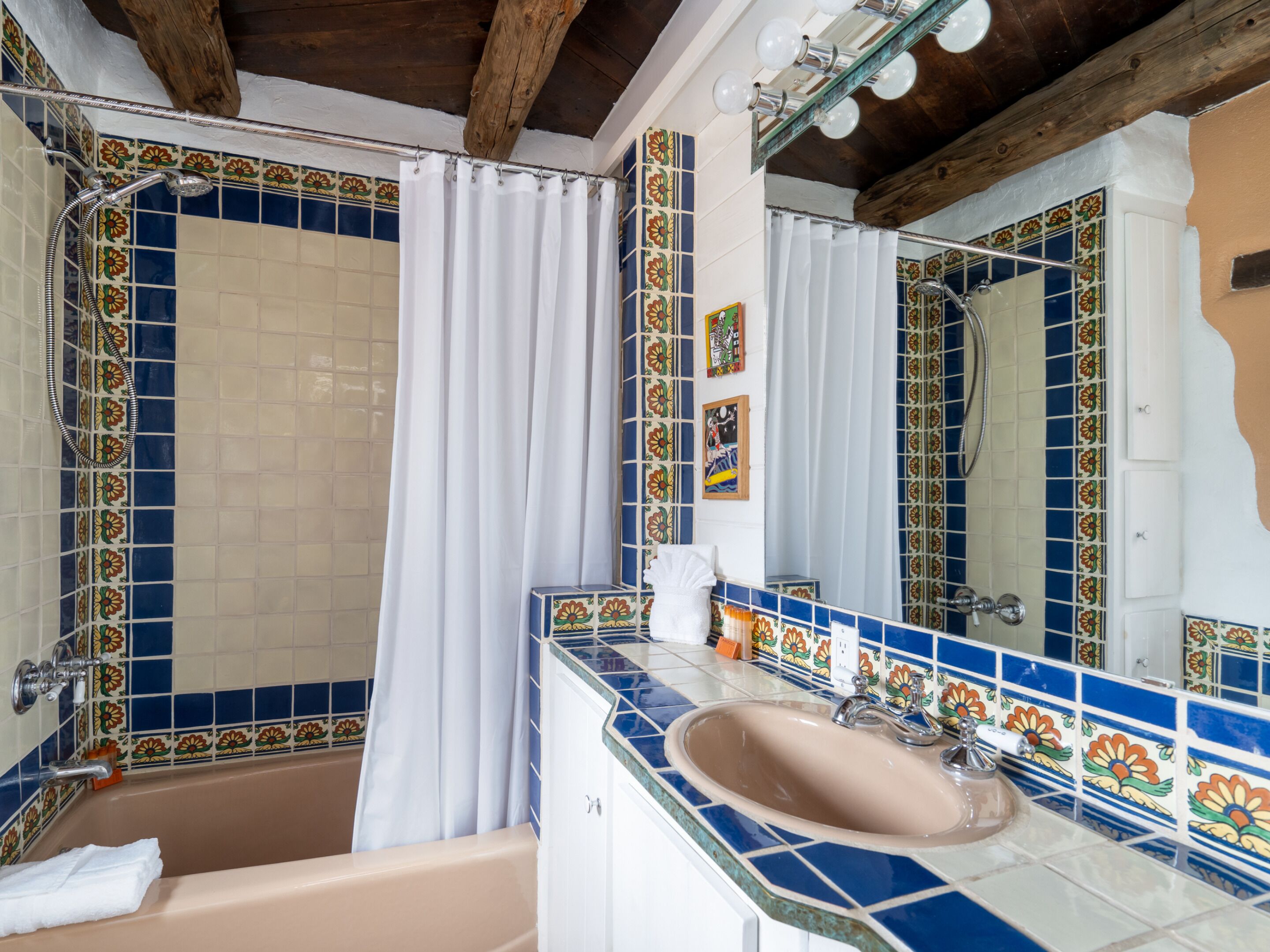 House (3 Bedrooms) | Property amenity