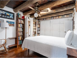 House (3 Bedrooms) | Property amenity - Caster's Retreat by Kokopelli Property Management (Santa Fe)