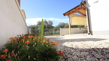 House | 2 bedrooms