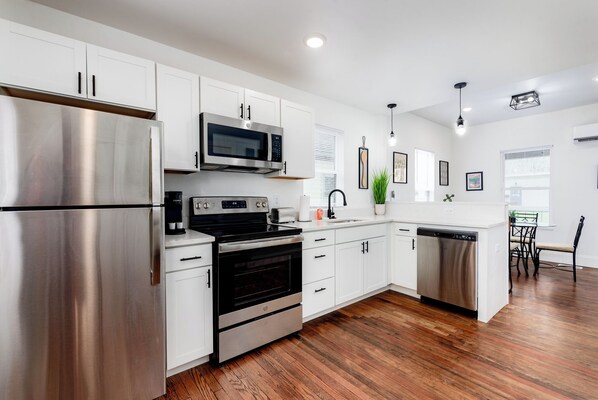 Fridge, microwave, oven, stovetop
