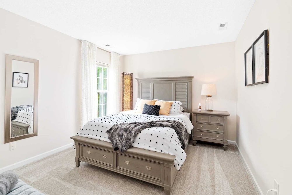 Stylish Home PetFriendly 3BR 3BA Private Fence Backyard FuquayVarina Vrbo