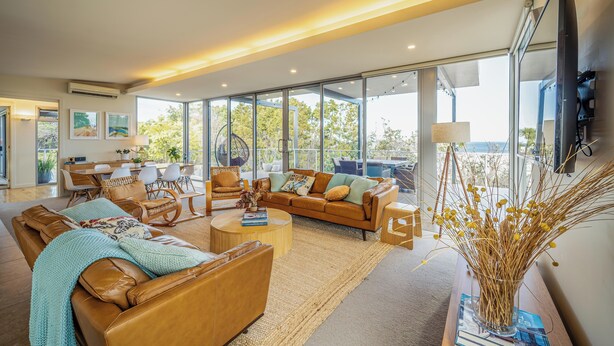 Interior - Burraneer (Coles Bay)