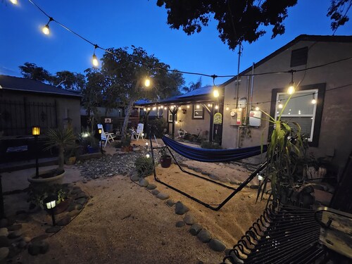 2/1 Cozy Home in the Heart of the City