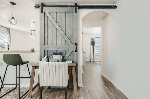 Family friendly & clean near Downtown, Lackland BMT, Sea World, and Six Flags