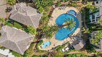 Piscine extérieure, piscine chauffée