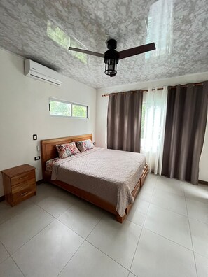 5 Schlafzimmer, Bügeleisen/Bügelbrett, WLAN, Bettwäsche