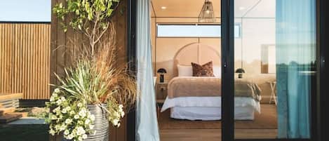 1 bedroom, in-room safe, individually decorated, individually furnished