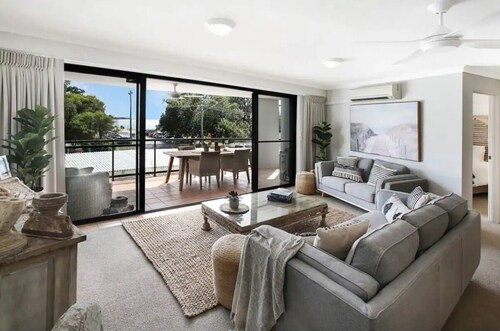 Absolute Waterfront
