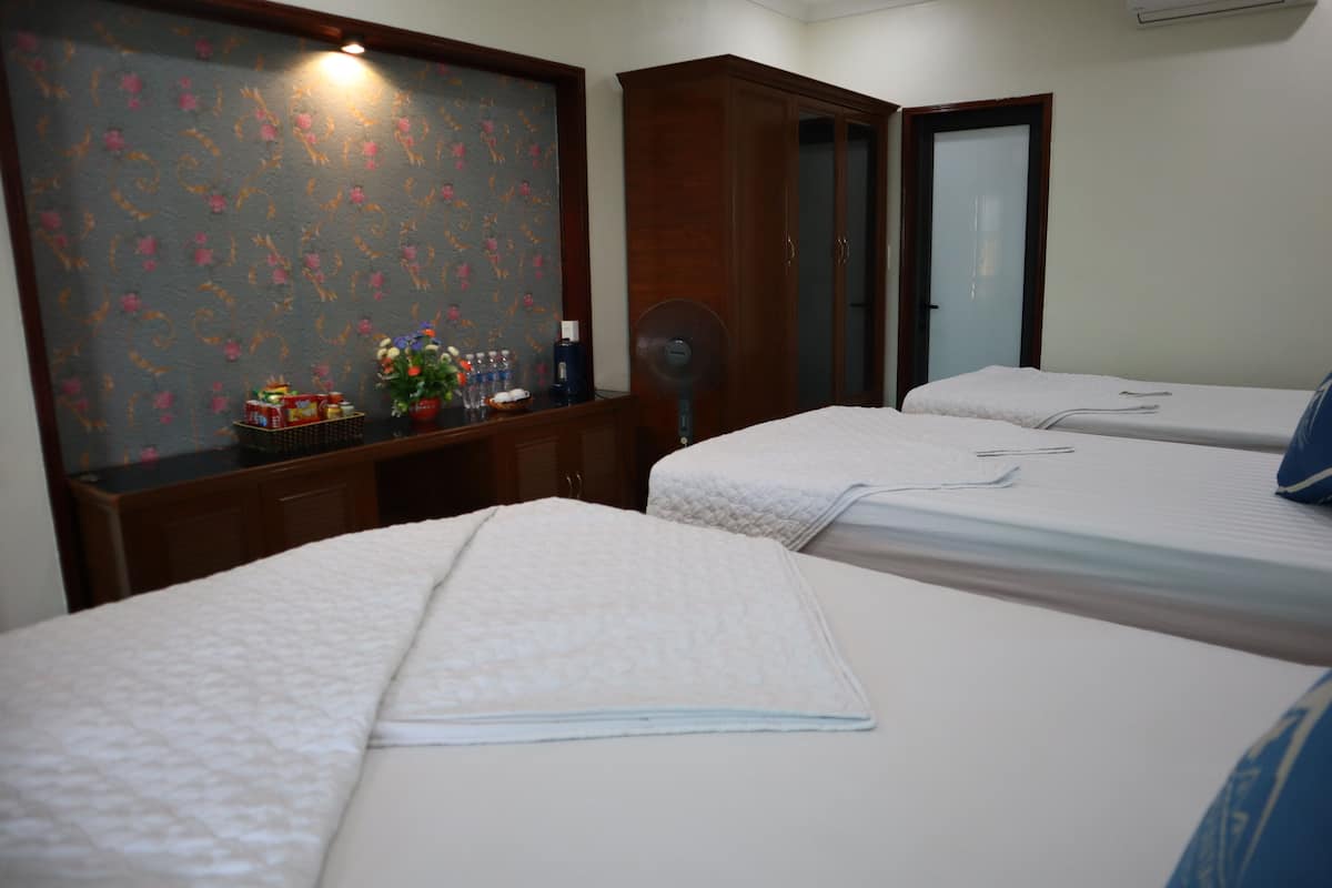 Family Quadruple Room | Down comforters, memory foam beds, free minibar items