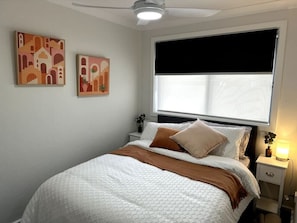 2 bedrooms, desk, iron/ironing board, free WiFi