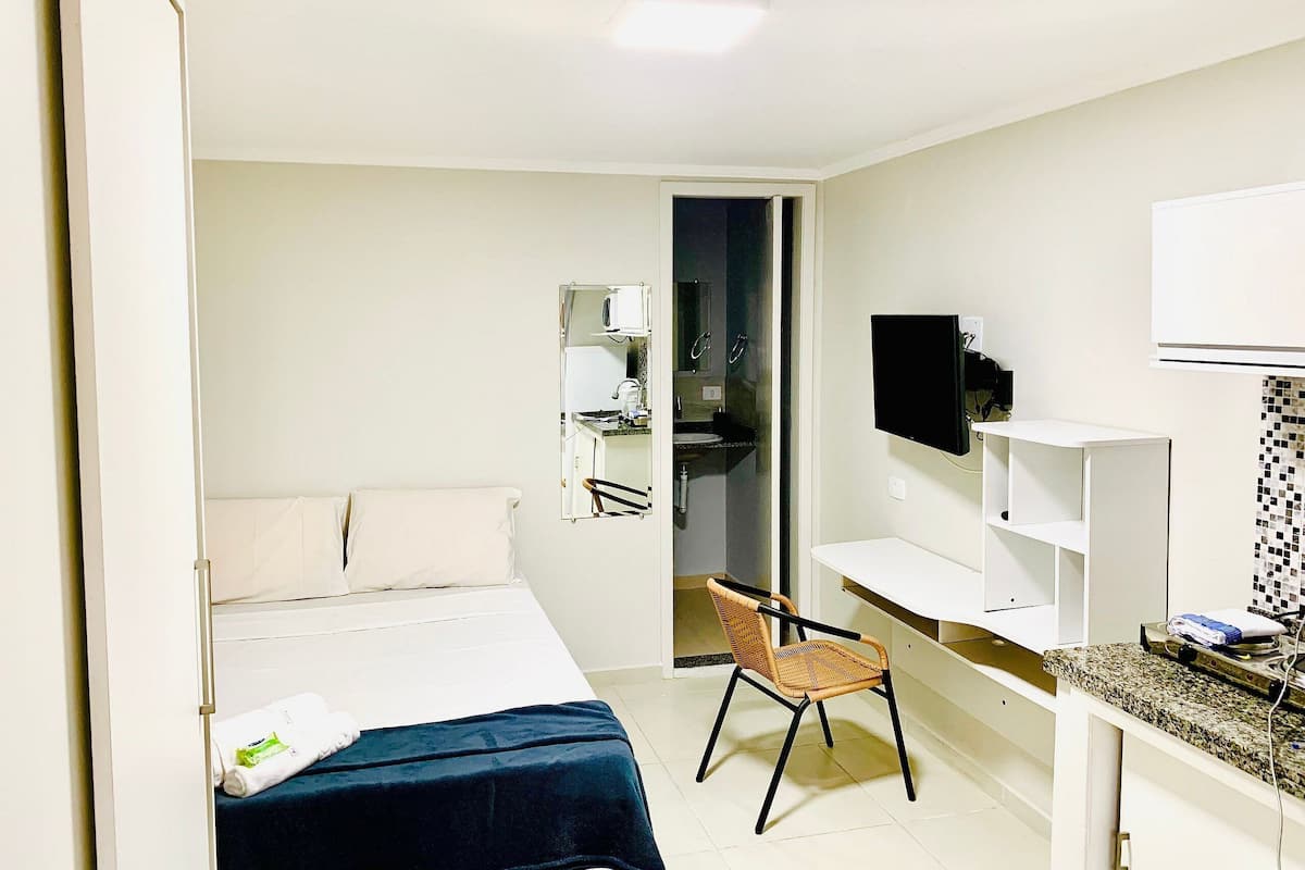 Studio | Iron/ironing board, free WiFi