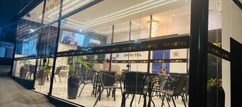 On Park Hotel Translado e Café da manhã