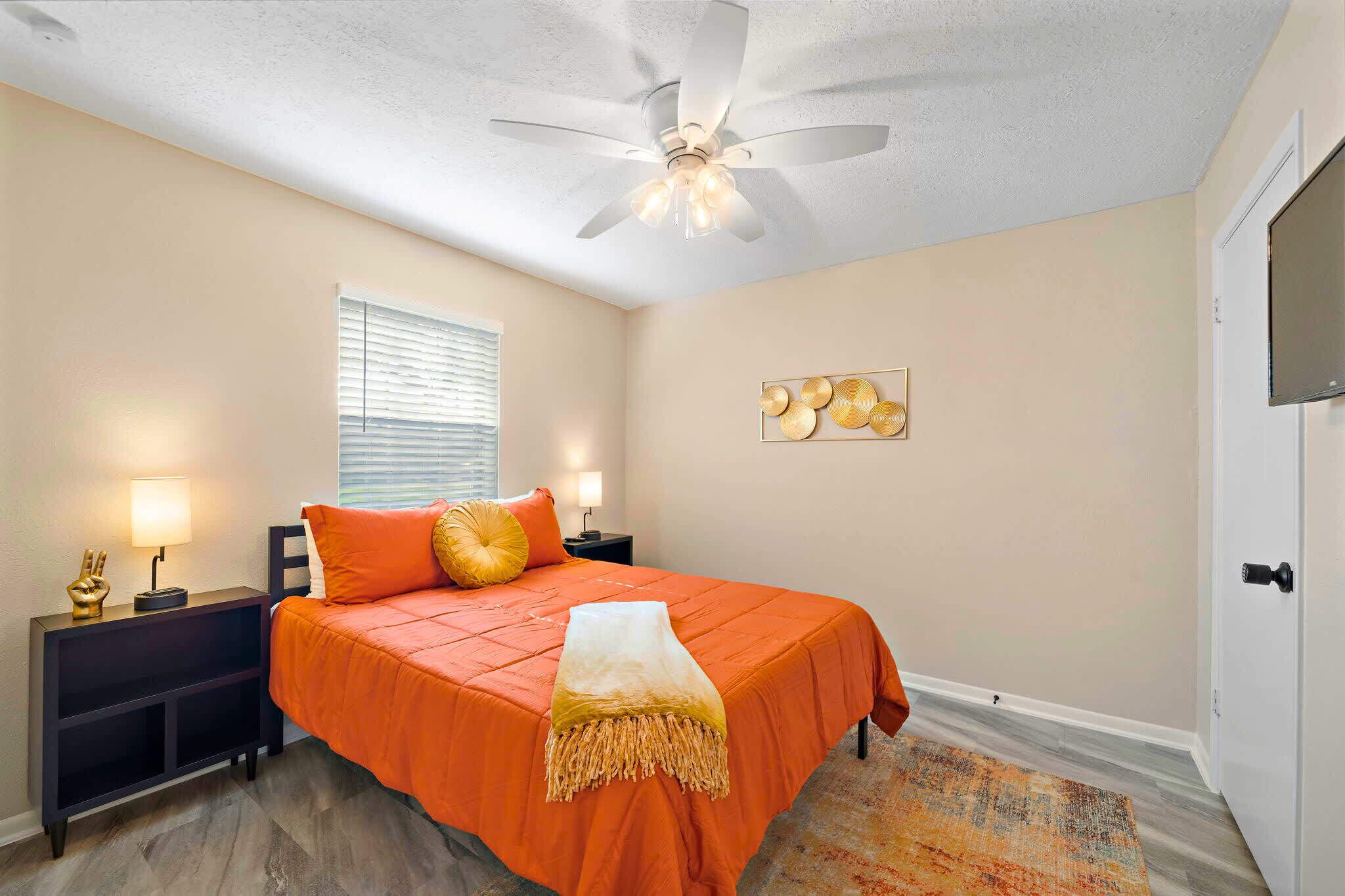 3 slaapkamers, een bureau, een strijkplank/strijkijzer, wifi