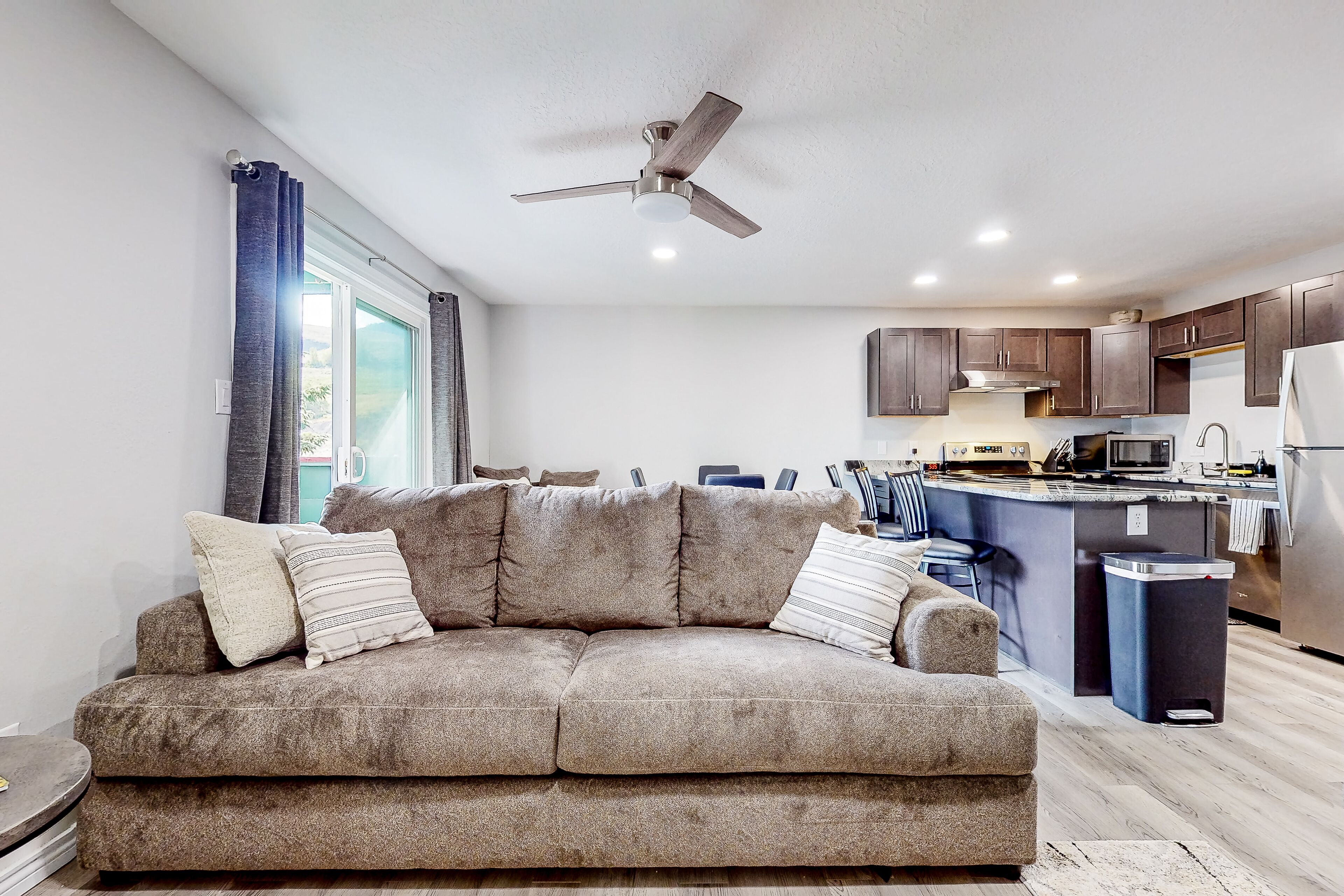 Télévision, baby-foot