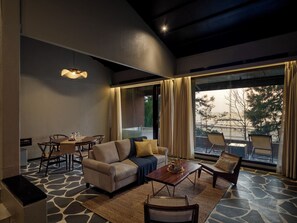 Living area - Red Thread Morjim (Morjim)