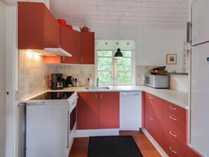 Køleskab, mikrobølgeovn, ovn, opvaskemaskine
