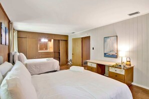 3 bedrooms, iron/ironing board, travel crib, WiFi