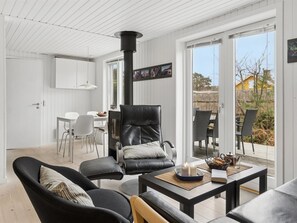 TV, fireplace - "Evert" - 250m from the sea by Interhome (Nexø)