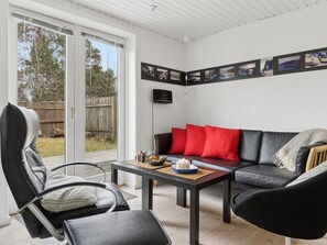 TV, fireplace - "Evert" - 250m from the sea by Interhome (Nexø)
