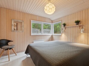 4 bedrooms, WiFi