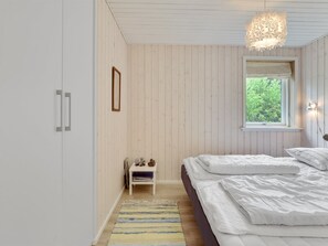 2 bedrooms, Internet