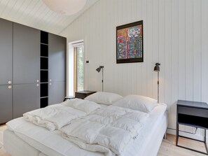 3 bedrooms, WiFi