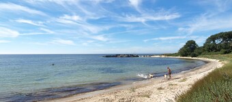 "Benna" - 120m from the sea by Interhome