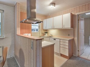 Fridge, oven, dishwasher, highchair