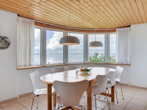 Dining - "Grumme" - 30m to the fjord by Interhome (Ølsted)