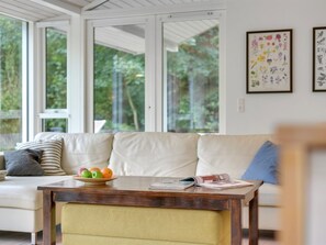 TV - "Heino" - 3.5km from the sea by Interhome (Frederiksværk)