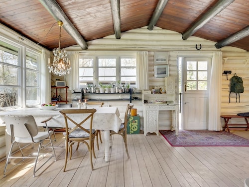 "Gunnhild" - 500m from the sea by Interhome