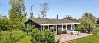"Eragon" - 1.2km from the sea by Interhome