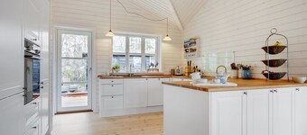 "Anar" - 900m from the sea by Interhome
