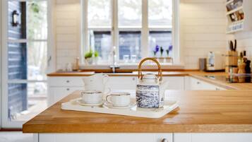 Réfrigérateur, lave-vaisselle