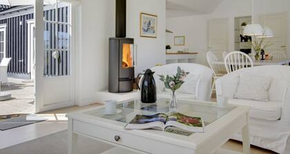 "Drude" - 920m from the sea by Interhome