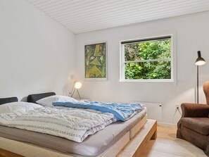4 bedrooms, internet
