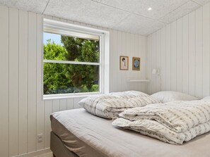 4 bedrooms, internet