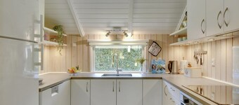 "Liselotta" - 550m from the sea by Interhome