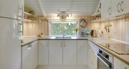 "Liselotta" - 550m from the sea by Interhome