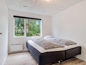 4 soveværelser, internetforbindelse