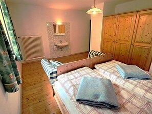 1 Schlafzimmer, WLAN